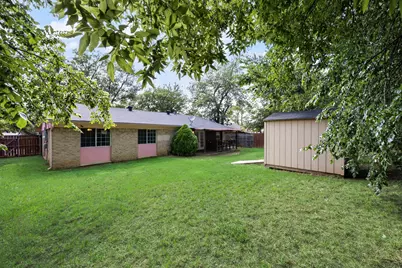 109 Ridgeway Circle, Lewisville, TX 75067 - Photo 29