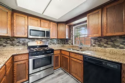 109 Ridgeway Circle, Lewisville, TX 75067 - Photo 15