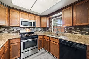109 Ridgeway Cir, Lewisville, TX 75067 - Photo 15