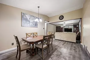 109 Ridgeway Cir, Lewisville, TX 75067 - Photo 9
