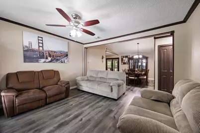 109 Ridgeway Circle, Lewisville, TX 75067 - Photo 7