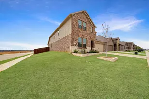 10332 Fall Brk Dr, Aubrey, TX 76227 - Photo 23