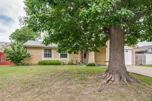 2921 Rustic Meadow Dr, Garland, TX 75044 - Photo 3