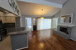 2117 Brook Mt Ct, Carrollton, TX 75006 - Photo 5