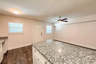 5928 Fletcher Ave, Fort Worth, TX 76107 - Photo 9