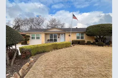 905 Miranda Drive, Mesquite, TX 75149 - Photo 1
