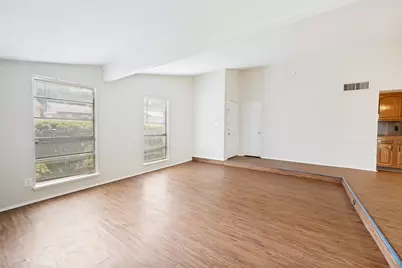 4708 Woodfield Drive, Arlington, TX 76016 - Photo 7