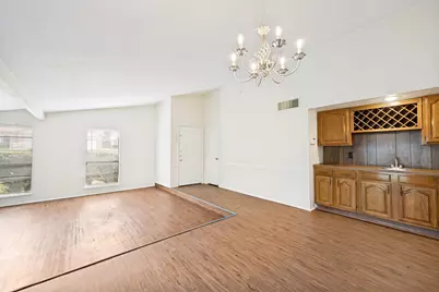 4708 Woodfield Drive, Arlington, TX 76016 - Photo 3