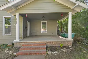 725 S Walnut St, Sherman, TX 75090 - Photo 3
