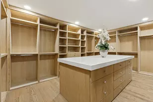 9930 Strait Ln, Dallas, TX 75220 - Photo 25
