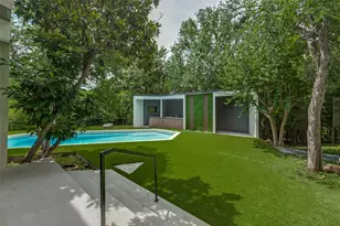 9930 Strait Ln, Dallas, TX 75220 - Photo 37