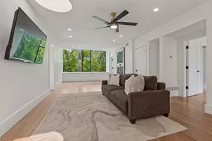9930 Strait Ln, Dallas, TX 75220 - Photo 33