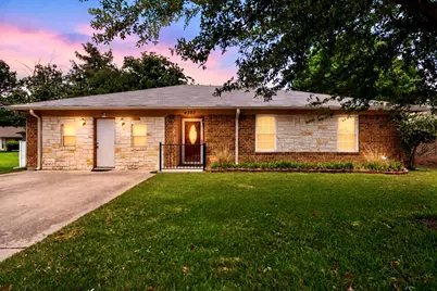 4303 Cypress Springs Court, Arlington, TX 76001 - Photo 35
