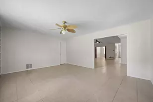 4303 Cypress Springs Ct, Arlington, TX 76001 - Photo 15