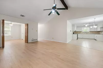 4303 Cypress Springs Court, Arlington, TX 76001 - Photo 9