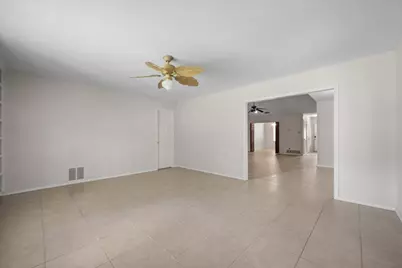 4303 Cypress Springs Court, Arlington, TX 76001 - Photo 15