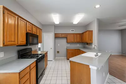 6804 Ashmont Drive, Plano, TX 75023 - Photo 9