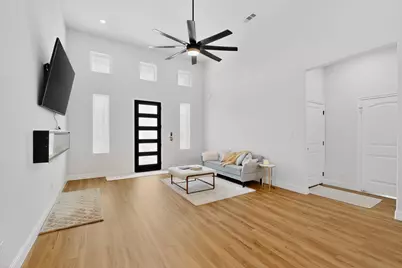 5707 San Jacinto Drive, Granbury, TX 76048 - Photo 3
