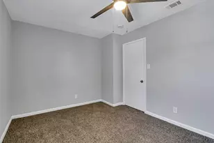 401 S Cannady Dr, Cedar Hill, TX 75104 - Photo 25