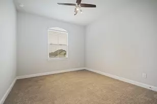 5225 Mountain View Dr, Krum, TX 76249 - Photo 11
