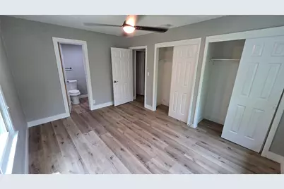 4244 Carol Avenue, Fort Worth, TX 76105 - Photo 13