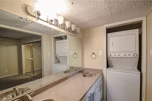 9835 Walnut St, Dallas, TX 75243 - Photo 17