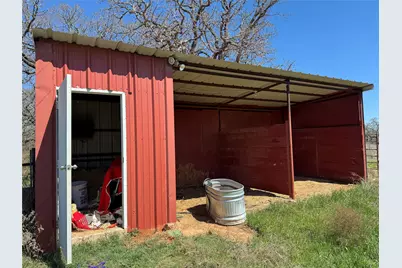 986 County Road 1785, Sunset, TX 76270 - Photo 19