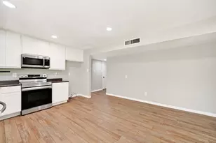 4036 7 Gables St, Fort Worth, TX 76133 - Photo 9