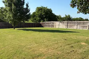 209 Broken Arrow, Krum, TX 76249 - Photo 3