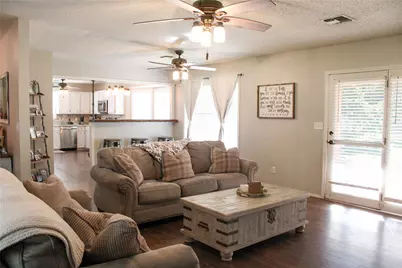 1102 Zahara Street, Bowie, TX 76230 - Photo 11