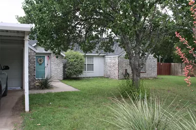 1102 Zahara Street, Bowie, TX 76230 - Photo 3
