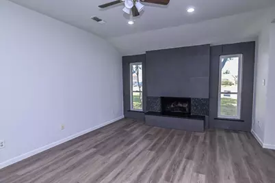 967 Madison Circle, Lewisville, TX 75067 - Photo 3