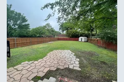 806 N Gaines Street, Ennis, TX 75119 - Photo 13