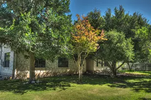 187 N Roy Chisum Rd, Leakey, TX 78873 - Photo 5