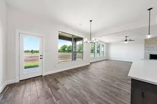 421 Paradise Ridge Dr, Waxahachie, TX 75167 - Photo 7