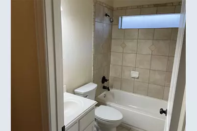 1414 Lauren Lane, Granbury, TX 76048 - Photo 7