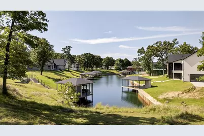 112 Pinnacle Club Drive, Mabank, TX 75156 - Photo 3