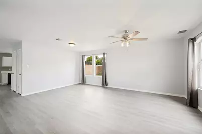 920 Kendall Drive, Arlington, TX 76001 - Photo 13