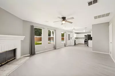 920 Kendall Drive, Arlington, TX 76001 - Photo 5