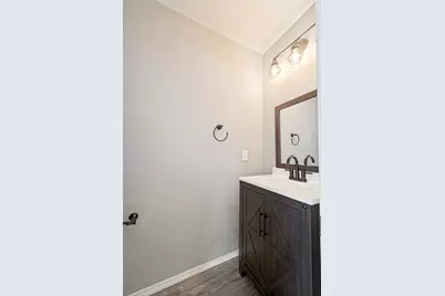 920 Kendall Drive, Arlington, TX 76001 - Photo 17