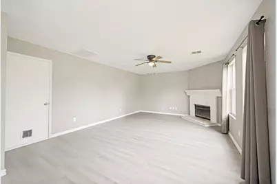 920 Kendall Drive, Arlington, TX 76001 - Photo 3