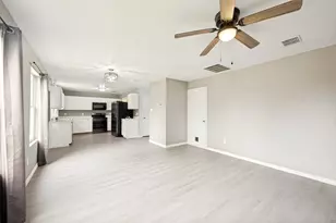 920 Kendall Dr, Arlington, TX 76001 - Photo 7