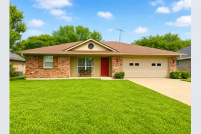 115 Trinity Street, Hillsboro, TX 76645 - Photo 1