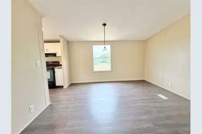 9721 Limestone Court, Joshua, TX 76058 - Photo 11