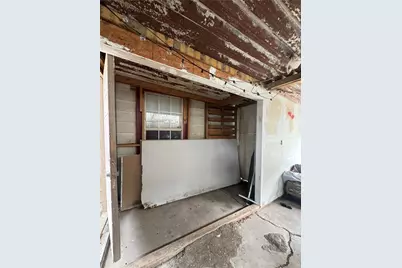 2806 NW Loraine Street, Fort Worth, TX 76106 - Photo 9