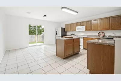 2208 Lookout Lane, Denton, TX 76207 - Photo 5