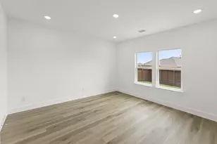 2000 Blossom St, Mesquite, TX 75181 - Photo 15