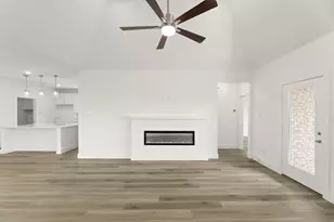 2000 Blossom St, Mesquite, TX 75181 - Photo 13