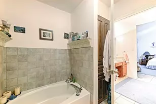 105 Santee Dr, Lake Kiowa, TX 76240 - Photo 15
