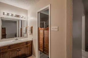 500 Emerson Dr, Euless, TX 76039 - Photo 23